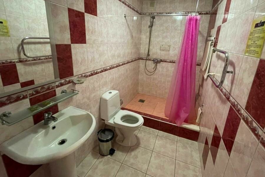 Гостиница Урал Шадринск-93