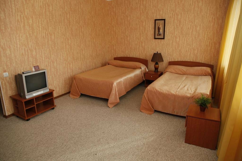 Гостиница Урал Шадринск-144