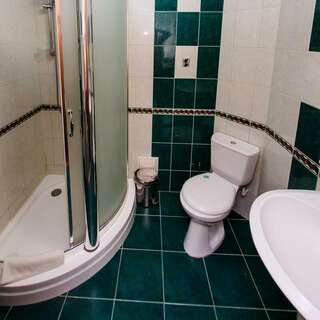 Гостиница Урал Шадринск Двухместный повышенной комфортности (2 кровати)-2