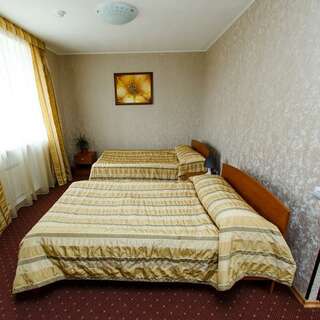 Гостиница Урал Шадринск Двухместный повышенной комфортности (2 кровати)-1