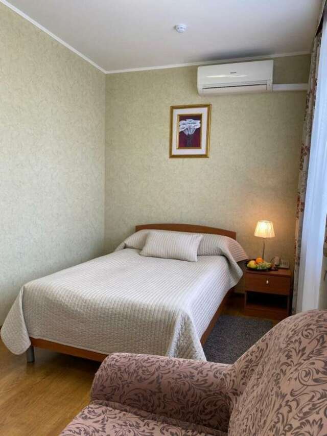 Гостиница Урал Шадринск-121