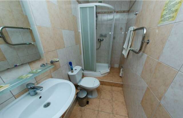 Гостиница Урал Шадринск-144