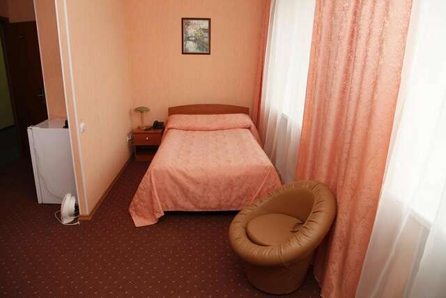 Гостиница Урал Шадринск-134