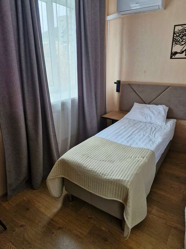 Гостиница Урал Шадринск-168