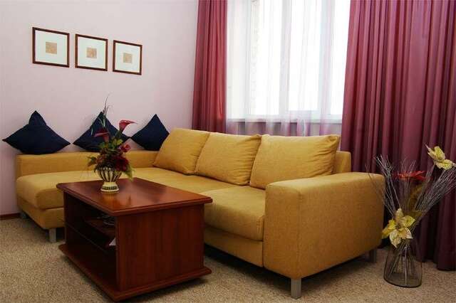 Гостиница Урал Шадринск-36